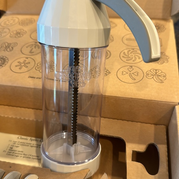 Pampered chef cookie press - Picture 4 of 10